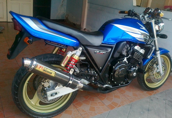 ขาย cb 400 version s  อินวอย สรรพสามิตร