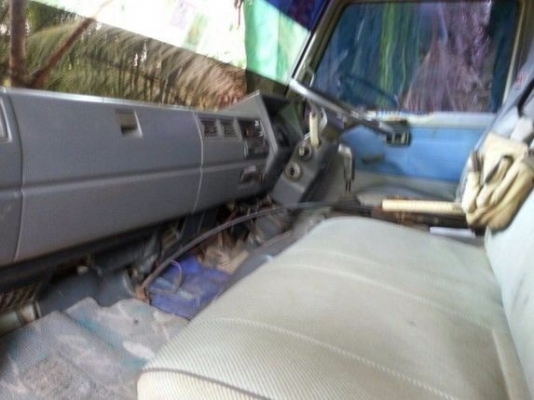 รถฮีโน่ 6 ล้อดั้ม FC2W 120 แรงม้า. สนใจติดต่อ 081 - 6079515 รถฮีโน่ 6 ล้อดั้ม FC2W 120 แรงม้า. สนใจติดต่อ 081 - 6079515