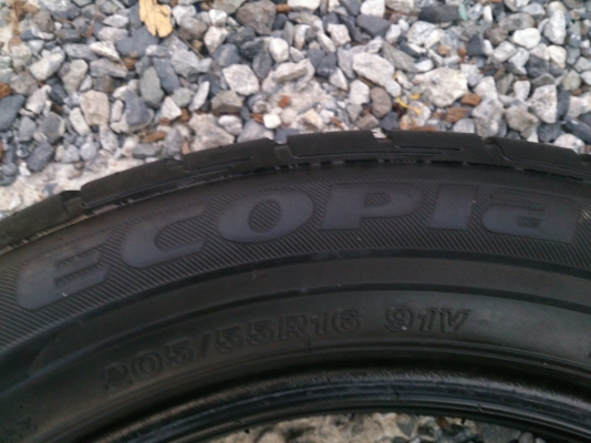 ขายยาง บริสโตร์ ECOPIA 205/55R16 ยางปี11 (ไม่มีปะ) 1 ชุด