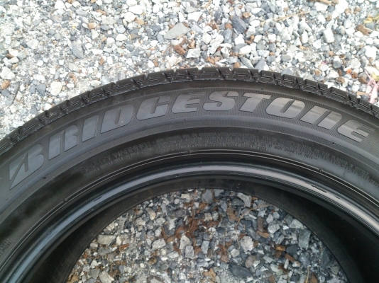 ขายยาง บริสโตร์ TULANZA EL42 ขนาด 235/55R17 MADE IN JAPAN ยางสัปดาห์ที่31 ปี12 (ไม่มีปะ) 1 ชุด