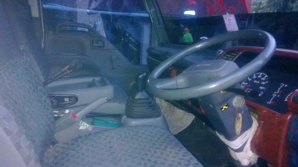 ขายรถหกล้อดั้ม ISUZU NQR 175 คอมมอนเรล แถมตุ๊กตาสวยๆอีก2ตัว