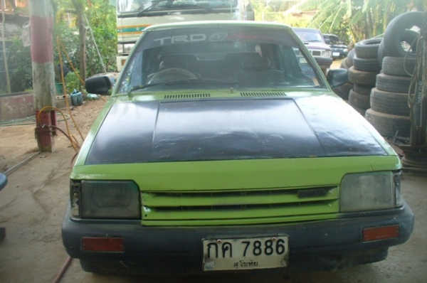 ขายมาสด้า 323 5ประตู ไว้เเต่งหล่อ สักคัน