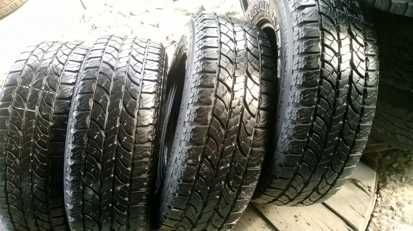 ขายยาง 235 70 15 YOKOHAMA ชุดละ6500 ขายยาง 235 70 15 YOKOHAMA ชุดละ6500