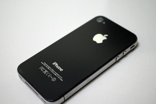 ขาย iPhone 4 32G สีดำ เครื่องติดล็อค