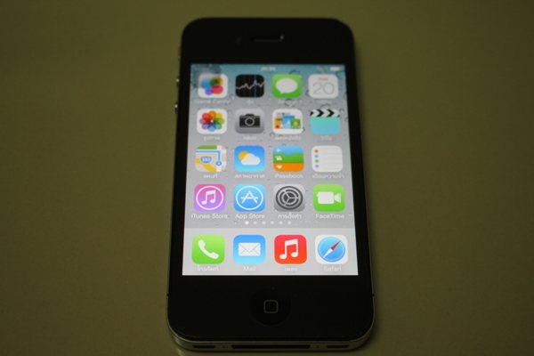 ขาย iPhone 4 32G สีดำ เครื่องติดล็อค