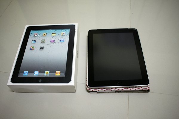 ipad 1 32GB 3g wi-fi เล่นได้ดีทุกอย่าง