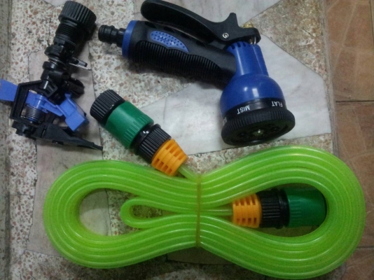 ขายส่งสายยางล้างรถและลดต้นไม้