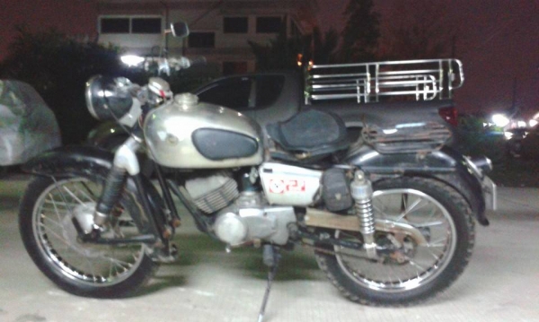 ขายเหมา Zundapp หน้าโตงเตงวางเครื่องกับ MNNCK รัสเซียเดิมๆแห้งๆราคาถูกครับ