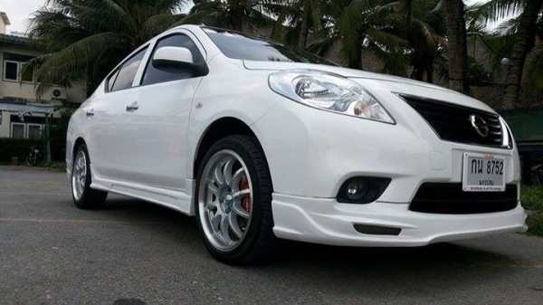 เบื่อลาย ล้อขอบ 17 ยางดีสโตน 205/45 เพิ่งเปลี่ยนใหม่มา 3 เดือน ขายหรือแลกขอบ 17 หรือ 15 ก็ได้คุยกันครับ ติดต่อ คุณแม็ก 080-5880791