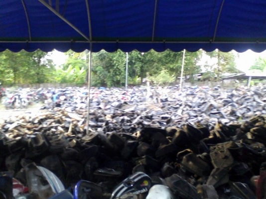 ขายอะไหร่มือสอง เครื่องยนต์ มอเตอร์ไซด์ ทุกชนิด  ราคาเป็นกันเอง