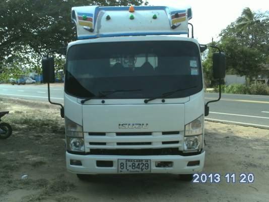 ขาย NPR 150 ยูโร 3 ห้างแท้ 5 เมตร  แอร์เย็น DVD ชุดใหญ่ ยางหน้าใหม่ แบตใหม่ 2 ลูกพึ่งเปลี่ยน 30 ม.ค.57 เองโทร  0868681627