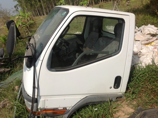 ขายหัวเก๋ง mitsu canter รถหกล้อเล็ก