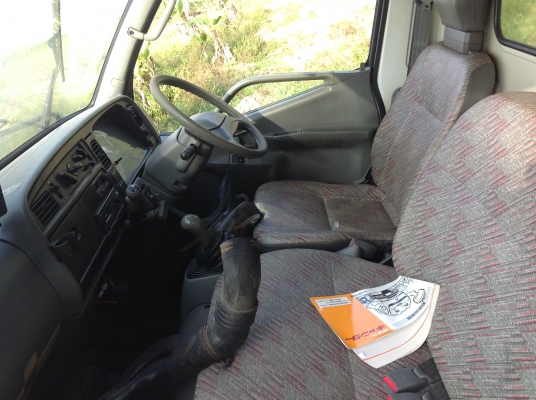 ขายหัวเก๋ง mitsu canter รถหกล้อเล็ก