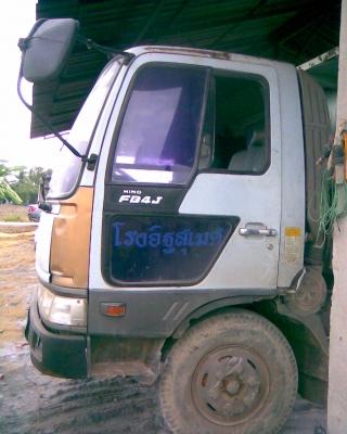 6 ล้อ ดั้ม FB4J 140 HP รถห้าง