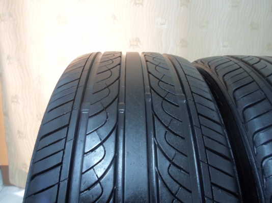 ยาง,225/40R18 ดอกเยอะหนึ่งคู่ครับ