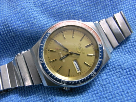 21พ.ย.((น้าเล็ก)) นำเสนอนาฬิกา ข้อมือ