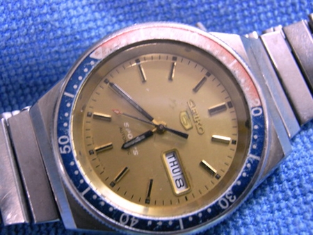 21พ.ย.((น้าเล็ก)) นำเสนอนาฬิกา ข้อมือ