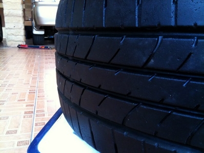 ยาง 17" Brigestone Turanza 215-50-17 Year 08 ดอกยางเต็ม ยาง 17" Brigestone Turanza 215-50-17 Year 08 ดอกยางเต็ม