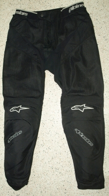 ขอขายกางเกงไว้ออกทริปสภาพดีครับ