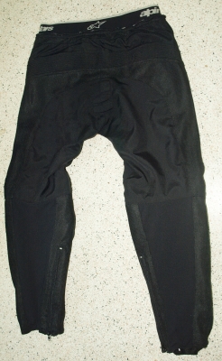 ขอขายกางเกงไว้ออกทริปสภาพดีครับ