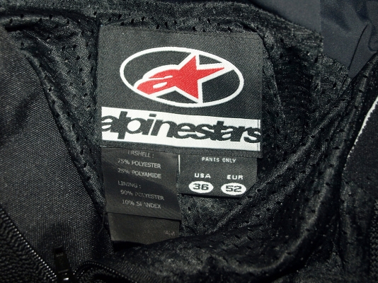 ขอขายกางเกงไว้ออกทริปสภาพดีครับ