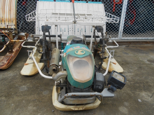 ขายรถดำนาเดินตามสี่แถวมือสอง ขายรถดำนาเดินตามสี่แถวมือสอง