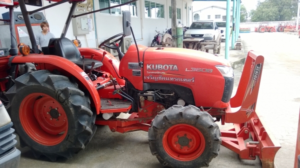 36 แรงม้า แถมใบดัน + ผาน 6 +โรตารี่ ราคา 330,000