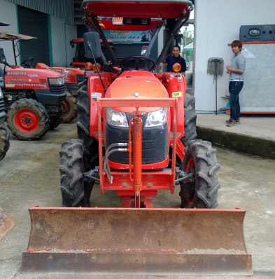 36 แรงม้า แถมใบดัน + ผาน 6 +โรตารี่ ราคา 330,000 36 แรงม้า แถมใบดัน + ผาน 6 +โรตารี่ ราคา 330,000