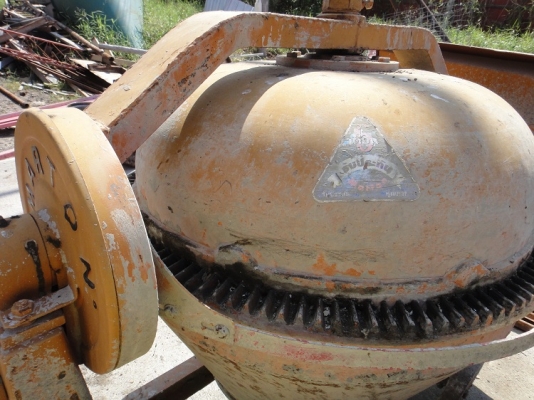 เครื่องโม่ปูน Marton ใหม่มาก !! เครื่องโม่ปูน Marton ใหม่มาก !!