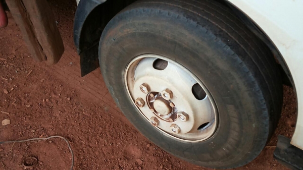 ขาย ***ดาวน์ 380,000 บ.ต่อรอง***เปลี่ยนสัญญา 6ล้อ HINO DUTRO ปี48/05 เครื่องเดิม เกียร์เดิม เครื่องWO4D-TK 120HP TURBO แห้งกริ๊ป ไม่มีเยิ้ม ช่วงล่างเดิมๆคัสซีสวยเดิมโรงงาน กระบะยาว5.30ม. พื้นไม่คอกเหล็ก สภาพดี ไม่มีผุ ยาง9.50ขอบ17.5 สวย6เส้น หัวบางเดิมภาย