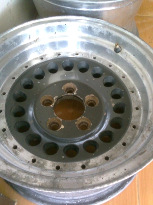 ขายล้อไว้ทำอะไหล่เศษมีอย่างละ1วง