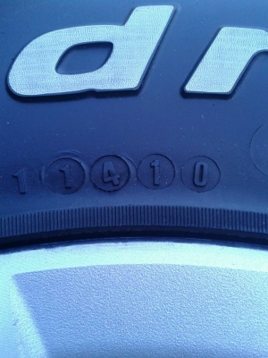 ขาย BF All ปี 11 ขนาด 30x9.5พร้อมล้อ 15x7ออฟ0 ขาย BF All ปี 11 ขนาด 30x9.5พร้อมล้อ 15x7ออฟ0