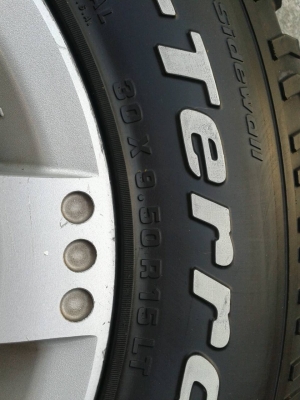 ขาย BF All ปี 11 ขนาด 30x9.5พร้อมล้อ 15x7ออฟ0 ขาย BF All ปี 11 ขนาด 30x9.5พร้อมล้อ 15x7ออฟ0