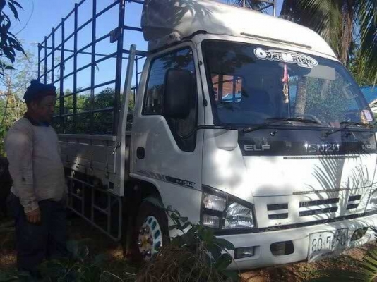 ISUZU NPR71LY รถฮ้างไทย ปี49 หัวบาง ยางแท้ 6 เส้น คัสชีสวย ทะเบียนเต็ม
