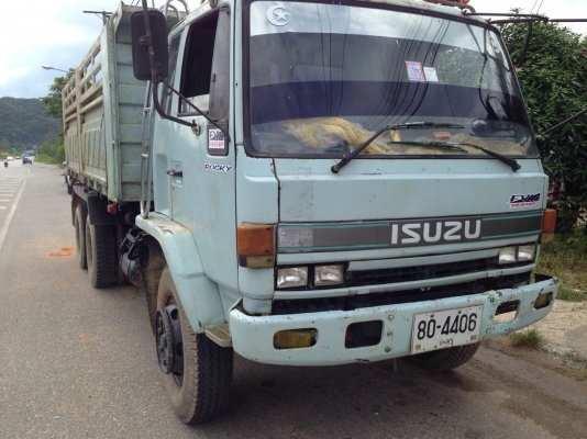 ขายรถ  รถสวย สภาพดี พร้อมใช้งาน 0819563995