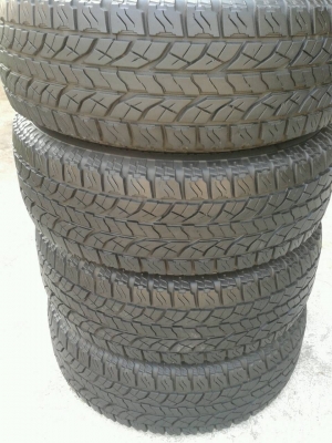 9,000 ยาง All 265/75R17 ปี 11 สวยๆ 9,000 ยาง All 265/75R17 ปี 11 สวยๆ
