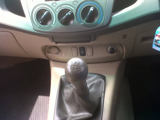 ขายด่วน TOYOTA - HILUX VIGO D4D