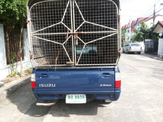 Isuzu ดราก้อน ปี 01 มือเดียว พาวเวอร์ ( 160,000 บาท ) ด่วน Isuzu ดราก้อน ปี 01 มือเดียว พาวเวอร์ ( 160,000 บาท ) ด่วน