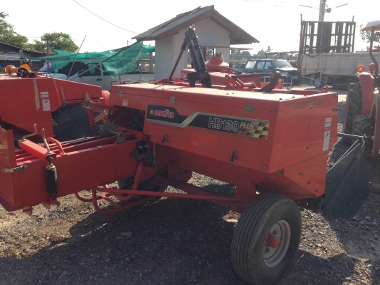 เครื่องอัดฟาง Kubota HB130 PLUS ของใหม่ ราคามือสอง เครื่องอัดฟาง Kubota HB130 PLUS ของใหม่ ราคามือสอง