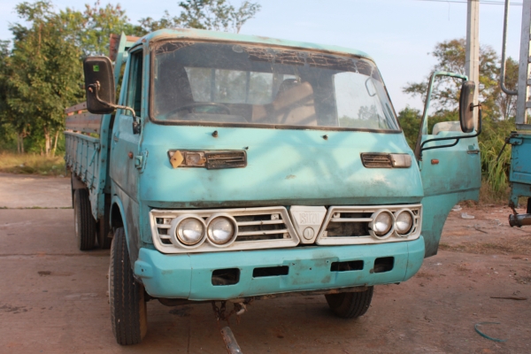 ขาย isuzu หกล้อ