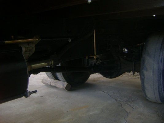 ขายรถ 6 ล้อ มิตชูแคนเตอร์ เครื่อง115 แรง เครื่องดี คัชชีสวย หลังF สภาพพร้อมใช้งาน