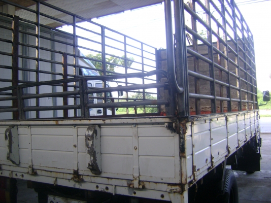 ขายรถ 6 ล้อ มิตชูแคนเตอร์ เครื่อง115 แรง เครื่องดี คัชชีสวย หลังF สภาพพร้อมใช้งาน