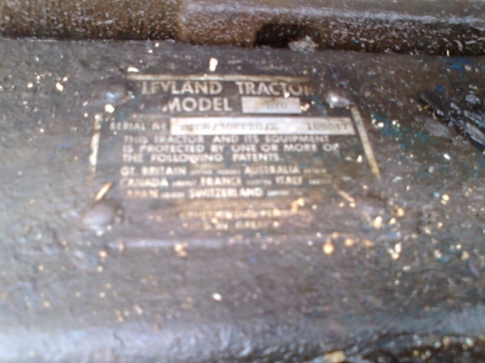 รถไถ (LEYLAND 170) เท่า FORD 6610 เครื่องดี ปั้มดี มีใบดันหน้า มีผานหลังแบบใบมีดเกรดดิน ตัดราคาเหลือ 1.2 แสนบาท.