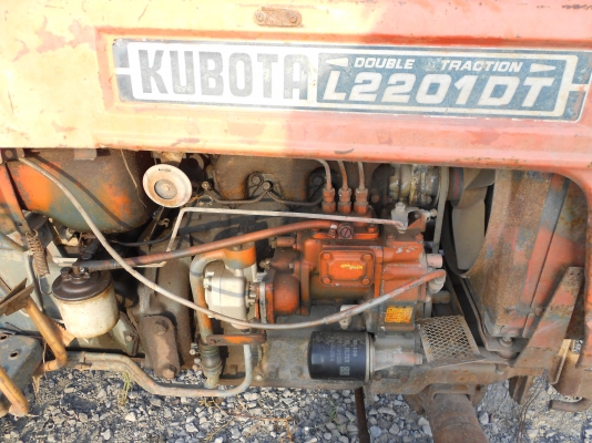 ขาย รถไุถมือสอง ตามสภาพ KUBOTA L2201DT ขาย รถไุถมือสอง ตามสภาพ KUBOTA L2201DT