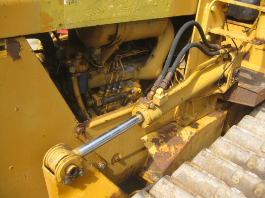 ขายรถดัน KOMATSU D20P-5 6ทิศทาง พร้อมใช้งาน ขายรถดัน KOMATSU D20P-5 6ทิศทาง พร้อมใช้งาน