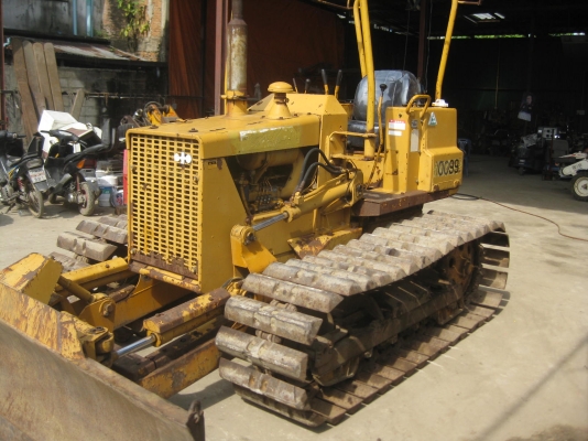ขายรถดัน KOMATSU D20P-5 6ทิศทาง พร้อมใช้งาน ขายรถดัน KOMATSU D20P-5 6ทิศทาง พร้อมใช้งาน