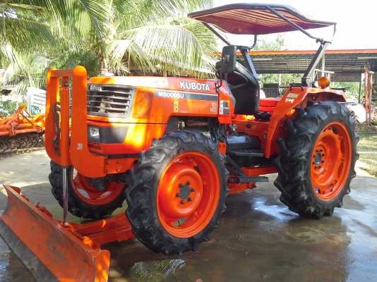 ขายรถแทรกเตอร์ M5000