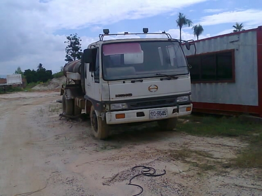 รถน้ำ HINO 130 hp ถังบรรจุน้ำ 8,000 ลิตร