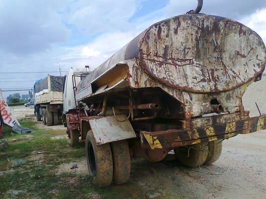 รถน้ำ HINO 130 hp ถังบรรจุน้ำ 8,000 ลิตร