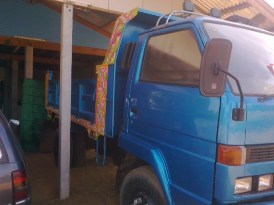 ขายด่วน 6 ล้อดั้มพ์เครื่อง 175